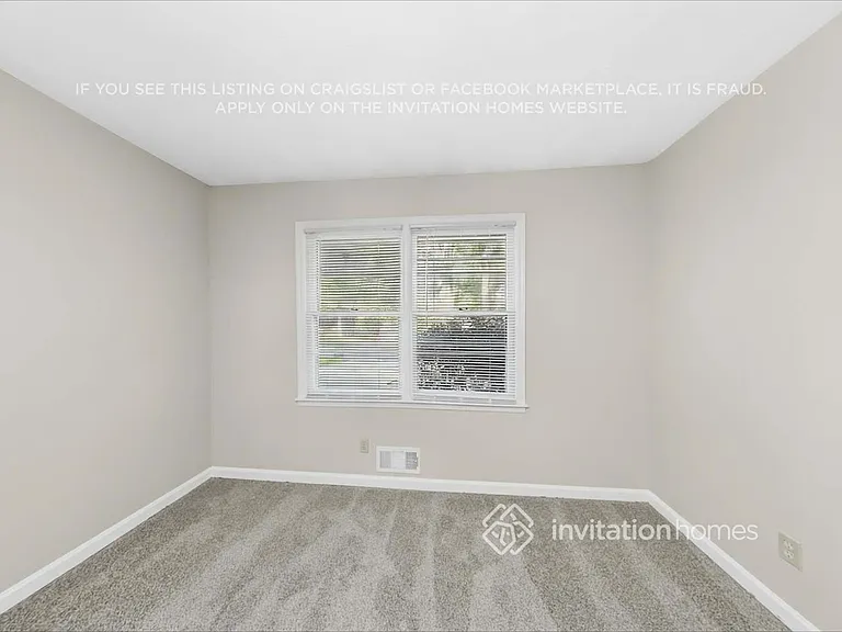 624 Princess Cir — Photo 6