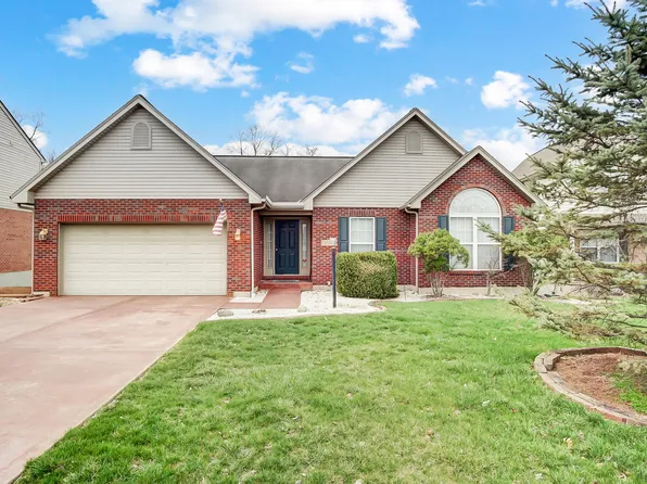 1077 Riverwalk Ct, Hebron, KY 41048