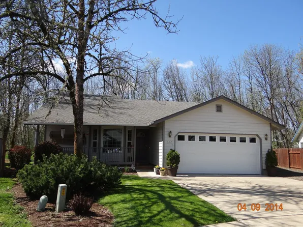 557 Pine Ct, Creswell, OR 97426