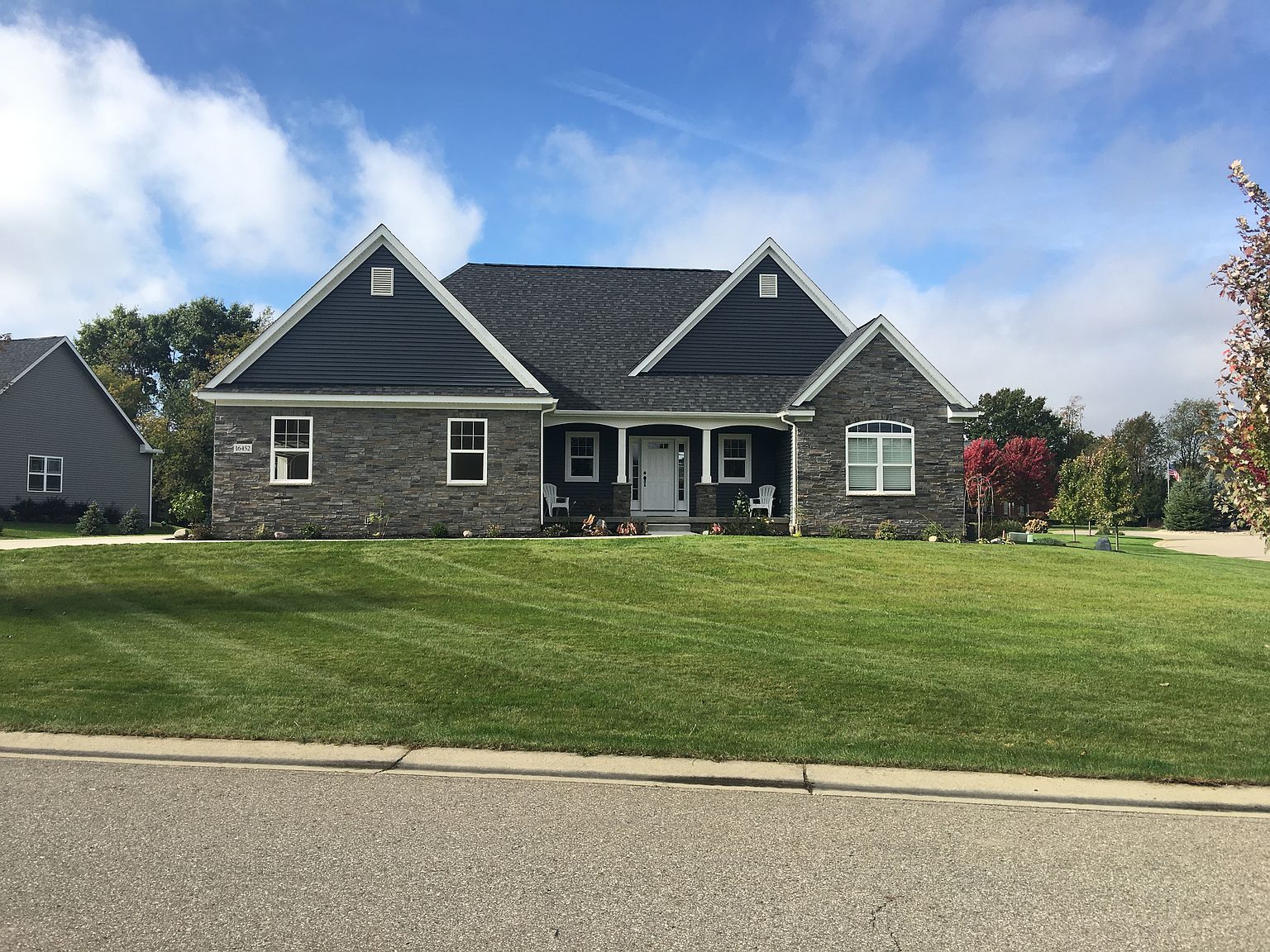 16452 Silver Landings, Fenton, MI 48430 Zillow