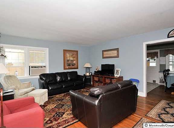 4th image of 8 Walters Ln
