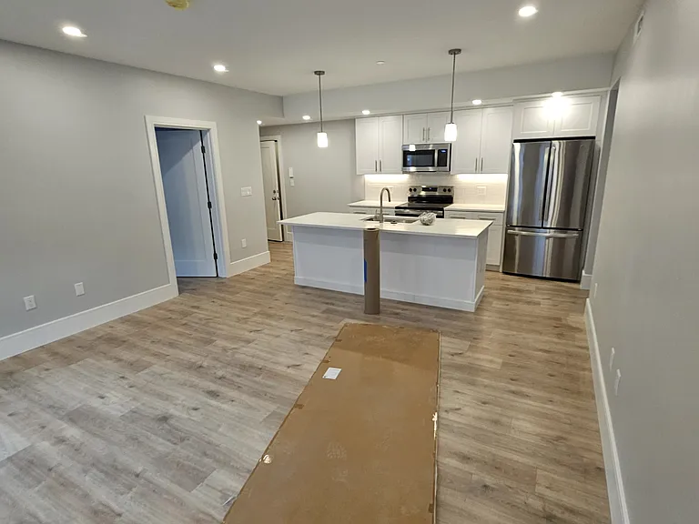 124 Kenrick St #5 — Photo 1