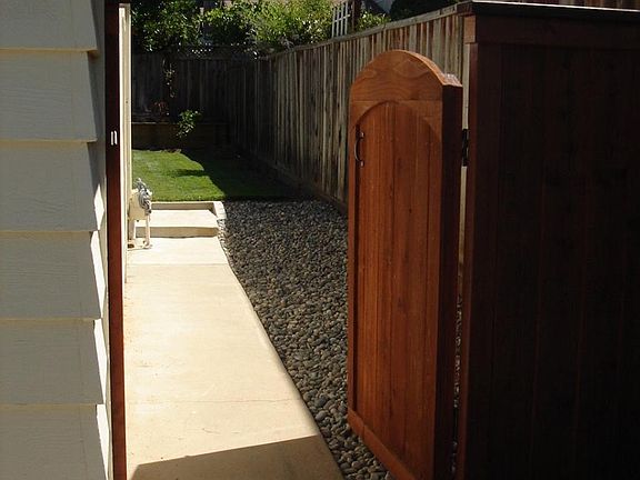 open sidegate