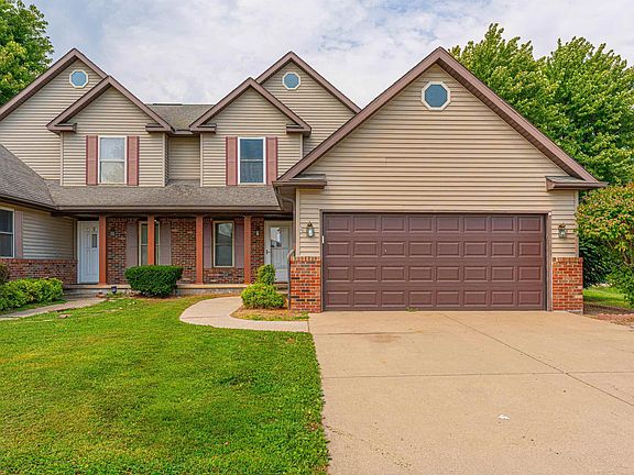 2nd image of 15B Dawson Cir