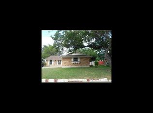 406 Brookview Dr, Garland, TX 75043