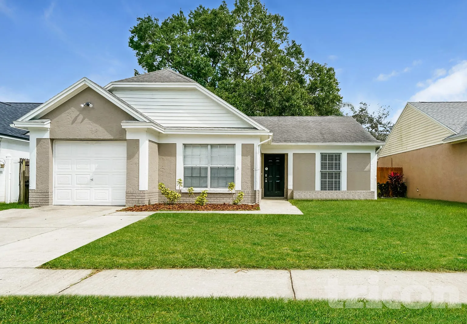 309 Regal Park Drive Valrico FL — Photo 2