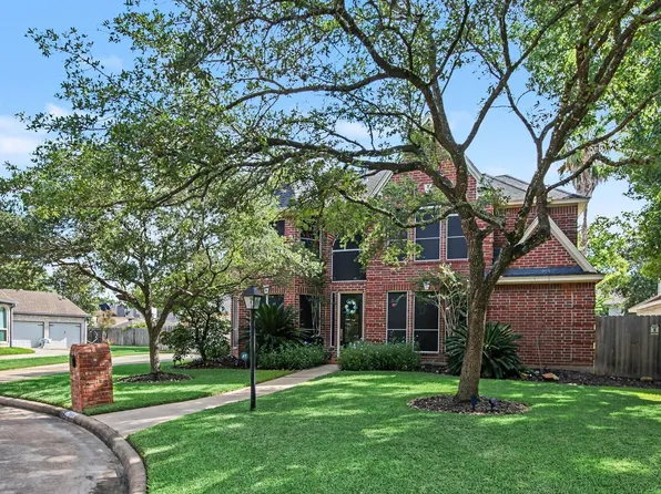 17906 Saint Helen Ct, Spring, TX 77379