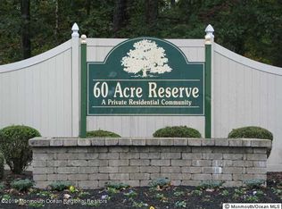 100 Bluebell Dr, Jackson, NJ