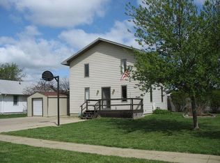 729 E 11th St, South Sioux City, NE 68776