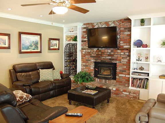 Family Room with Fireplace