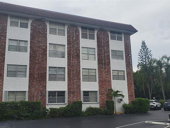 2nd image of 3910 Crystal Lake Drive #403