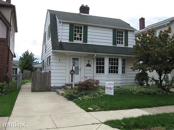 1st image of 319 Kings Hwy