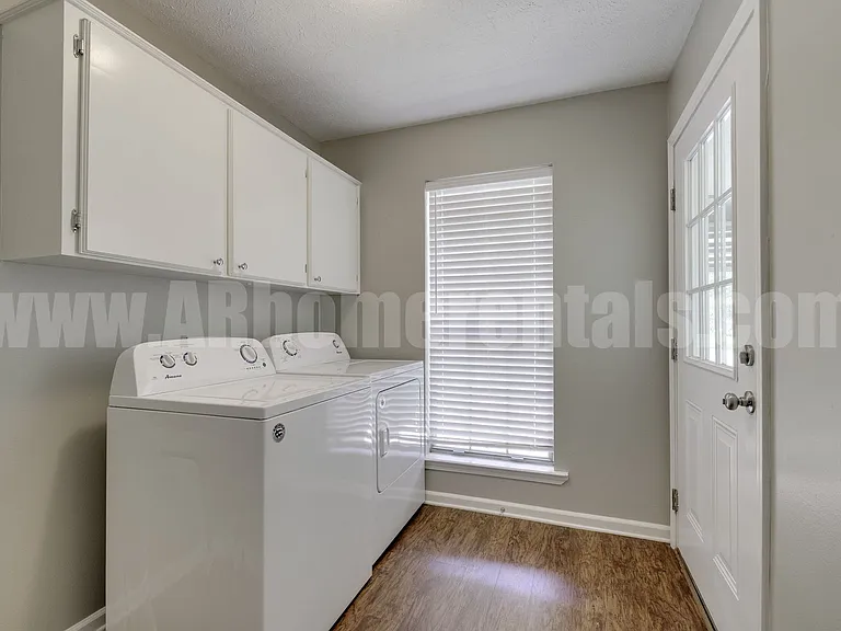 2765 Archer Ln — Photo 19