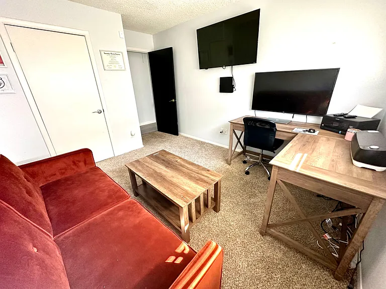 2423 Fairgreen Dr — Photo 13