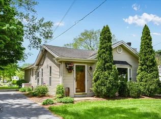 3S464 Warren Ave, Warrenville, IL 60555