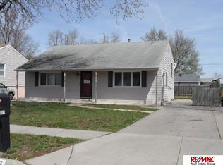 4017 Rawlins Dr, Council Bluffs, IA 51501