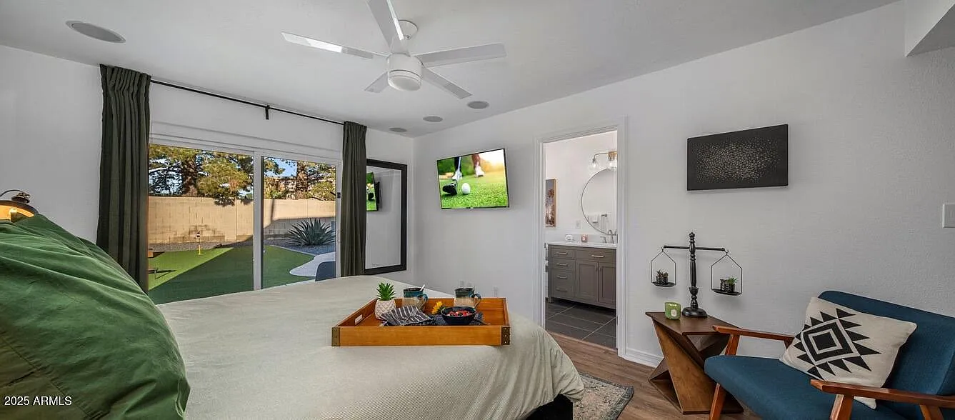 3 bed, 2.0 bath, 1887 sqft, $4,300 — Photo 3