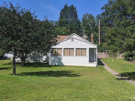 2nd image of 225 Wilson Ave