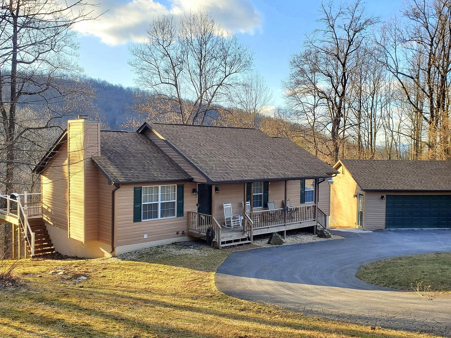 987 Apple Jack Cir, Linden, VA 22642 | Zillow