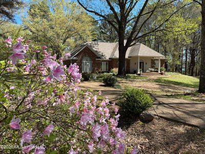 206 Crescent H Dr, Terry, MS, 39170