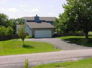 1656 Greenview St, Valparaiso, IN 46383