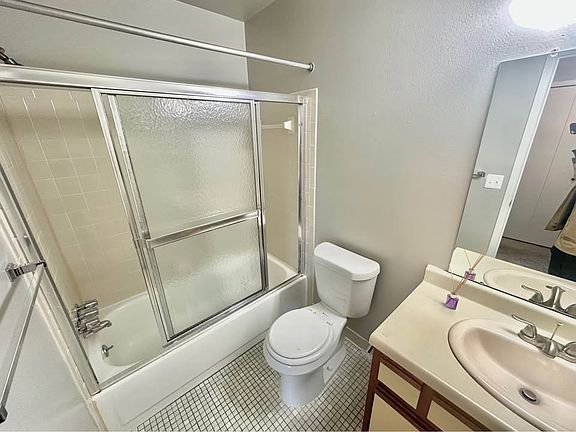 5th image of 35500 Klix St APT 203