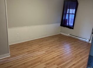 218 1st St S APT 1, Montgomery, MN 56069