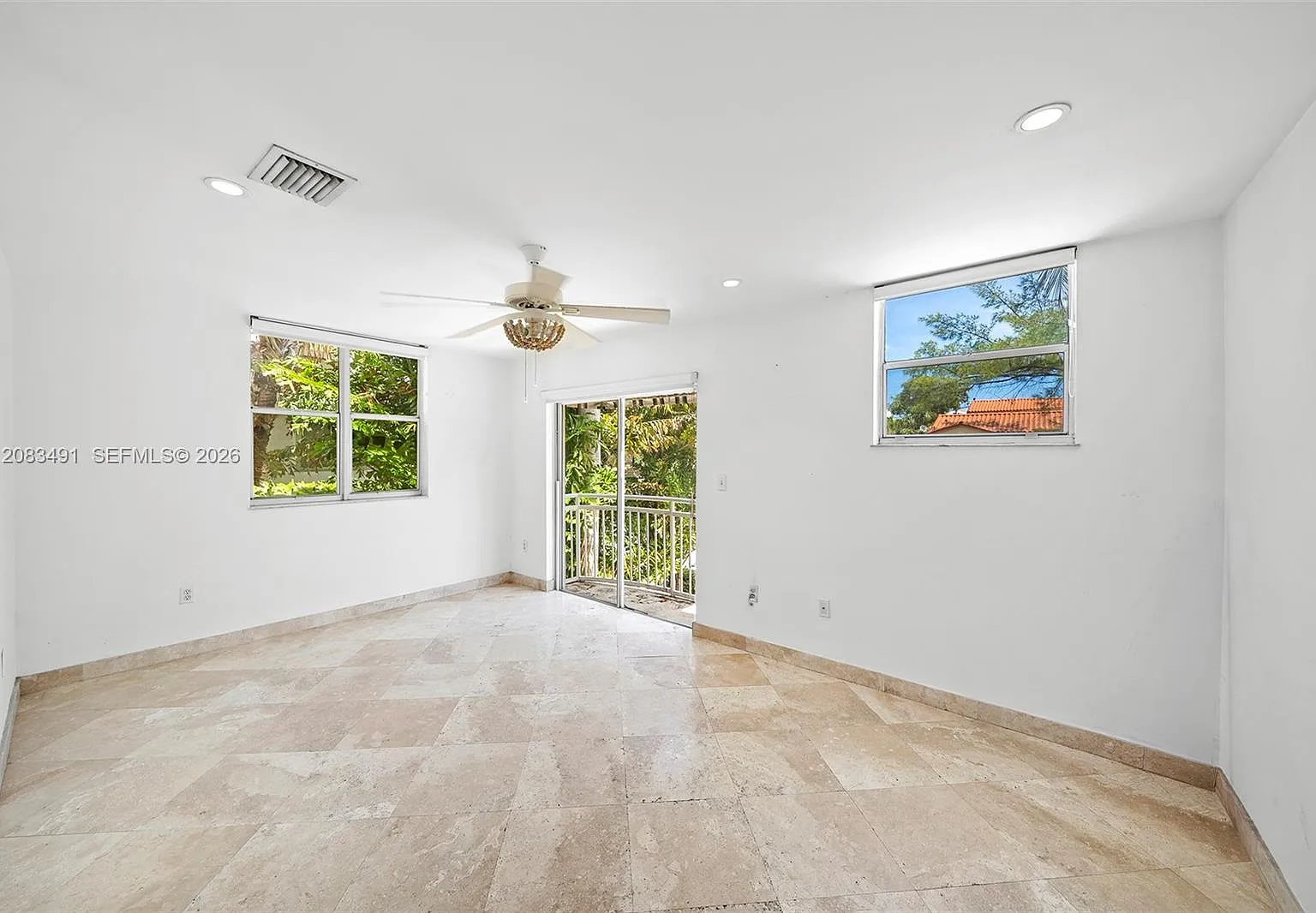 Tropico Condo — Photo 2
