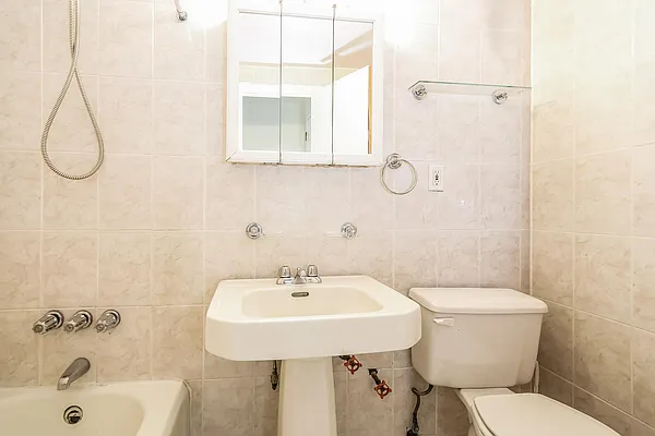 Sold by Fillmore | media 22