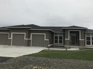 84705 E Sagebrush Rd, Kennewick, WA 99338