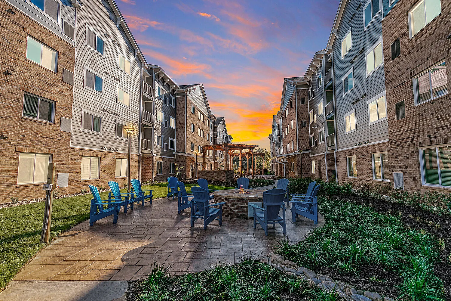 Waterwalk Charlotte - Arrowood — Photo 1