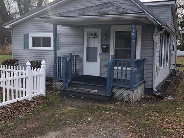 939 Woodlawn Ave, Napoleon, OH 43545