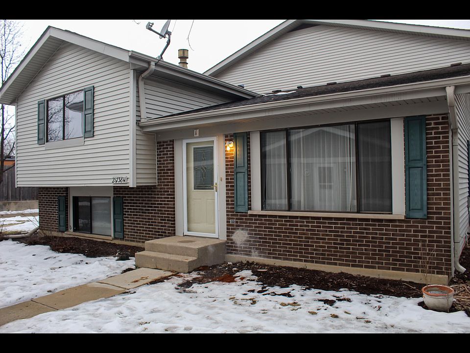 1st image of 2S738 Winchester Cir W #40-1