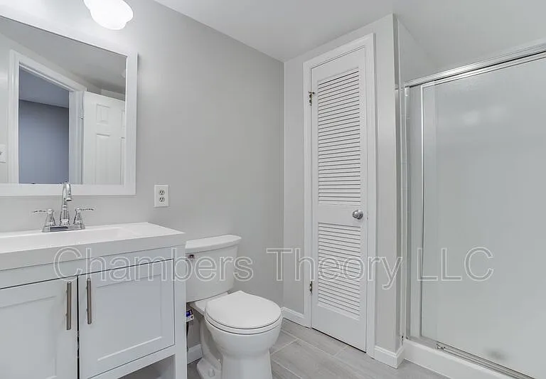 1003 Jennifer Ln — Photo 3