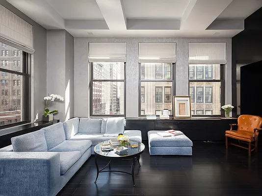 Sold by Classiques Modernes International Realty | media 14