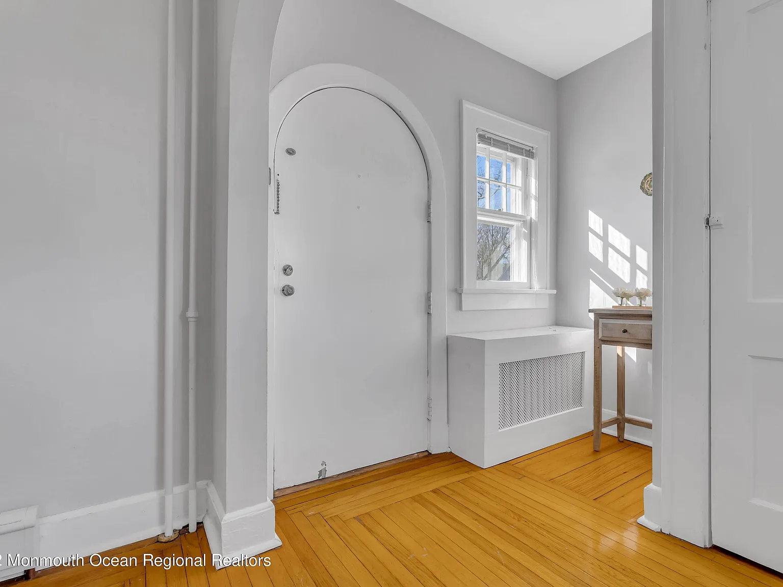 3 bed, 1.5 bath, 1516 sqft, $3,700 — Photo 4