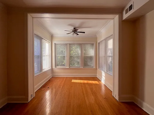1525 W Ardmore Ave #2 — Photo 2