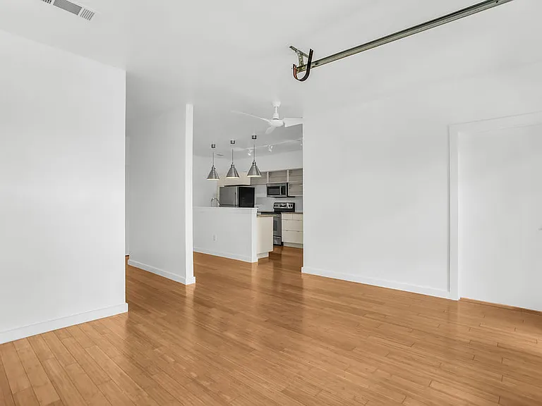1111 S Akard St #304 — Photo 11