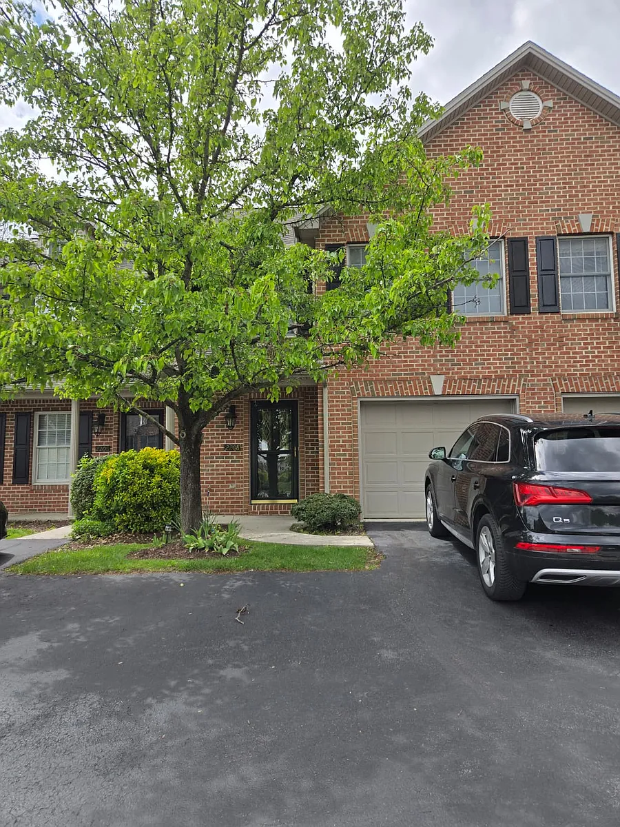 Building Photo - 2208 Gleim Ct