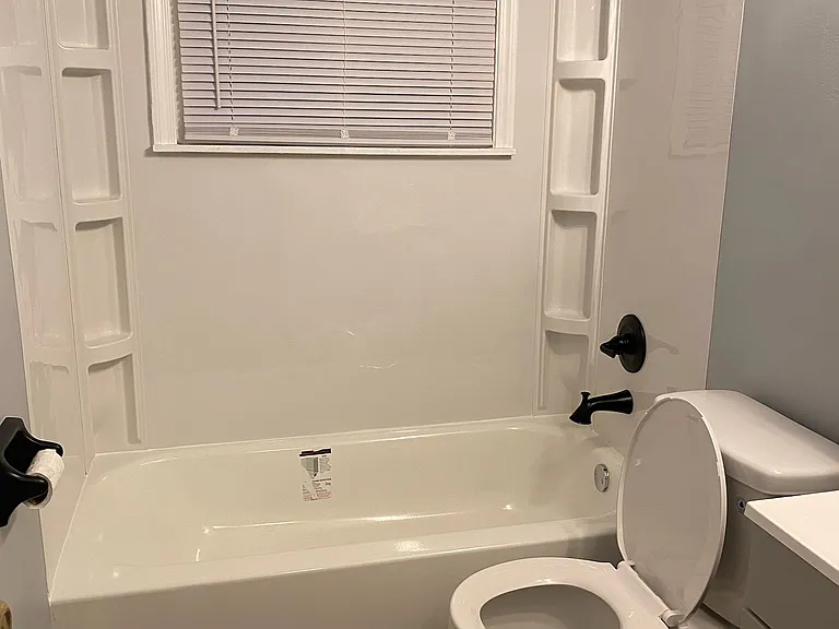 2019 Georgia St — Photo 9