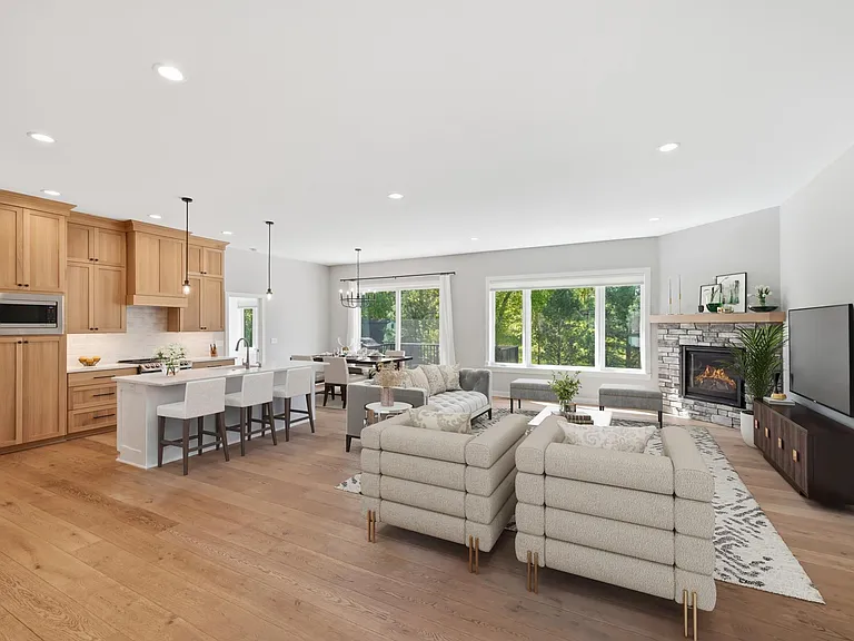 25155 Glen Rd — Photo 3