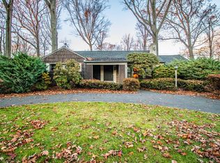 15 Montrose Ave, Colonia, NJ 07067