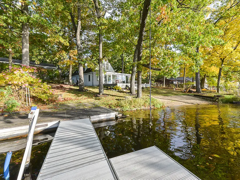 11542 Riverbank Ln — Photo 15