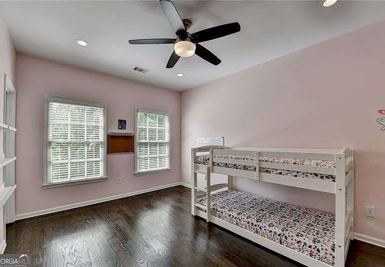 11653 Parkside Ave — Photo 38