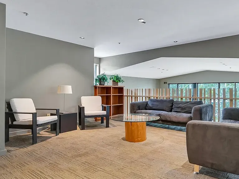 1385 W University Ave #103 — Photo 12