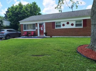 239 W Routzong Dr, Fairborn, OH 45324
