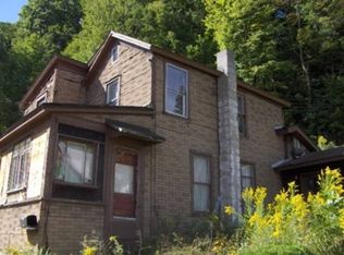 529 1/2 3rd St, Franklin, PA