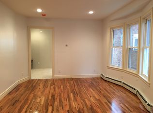 10941 109th St, South Ozone Park, NY 11420