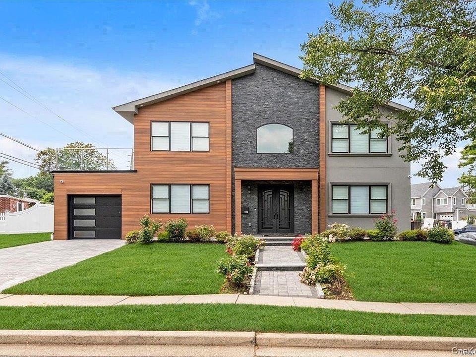 1st image of 102 Kate Drive
