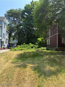 E 93rd St, Cleveland, OH, 44106